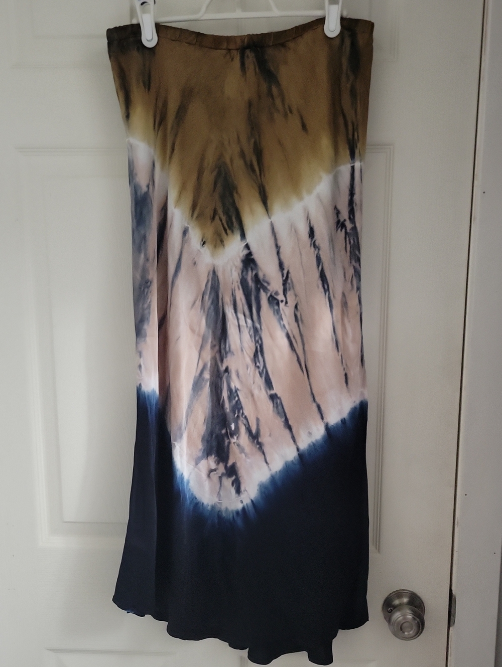 Young Fabulous & Broke Large Earthy Watercolor Tie Dye Flowy Maxi Skirt